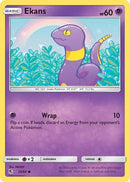 Ekans (025/68) [Hidden Fates] Reverse Holofoil - Common