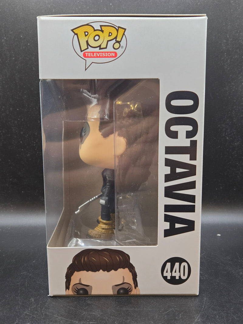 Funko Pop Octavia The 100 #440 de segunda mano por 59 EUR en Blan en WALLAPOP Funko Pop Octavia The 100 #440 de segunda mano por 59 EUR en Blan en WALLAPOP