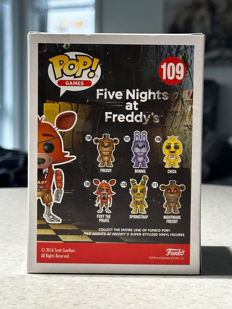 Foxy The Pirate - Five Nights at Freddy's