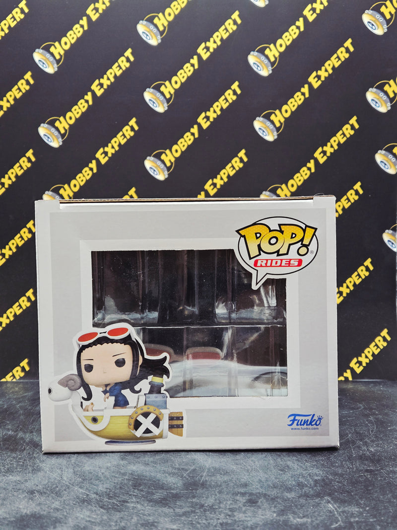 Nico Robin With Mini Merry 2