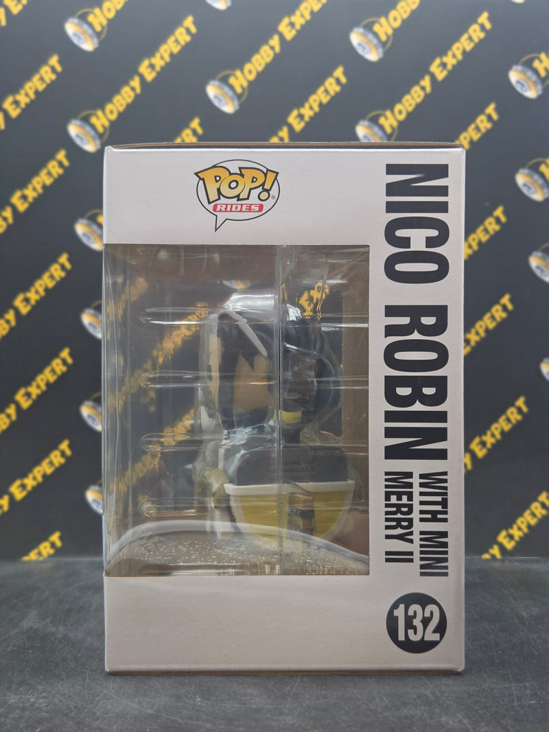 Nico Robin With Mini Merry 2