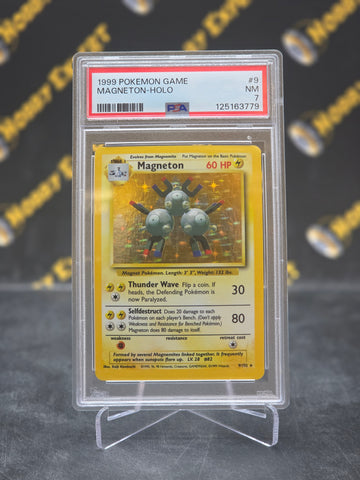 Magneton Holo #9 - Base Set Unlimited - PSA 7