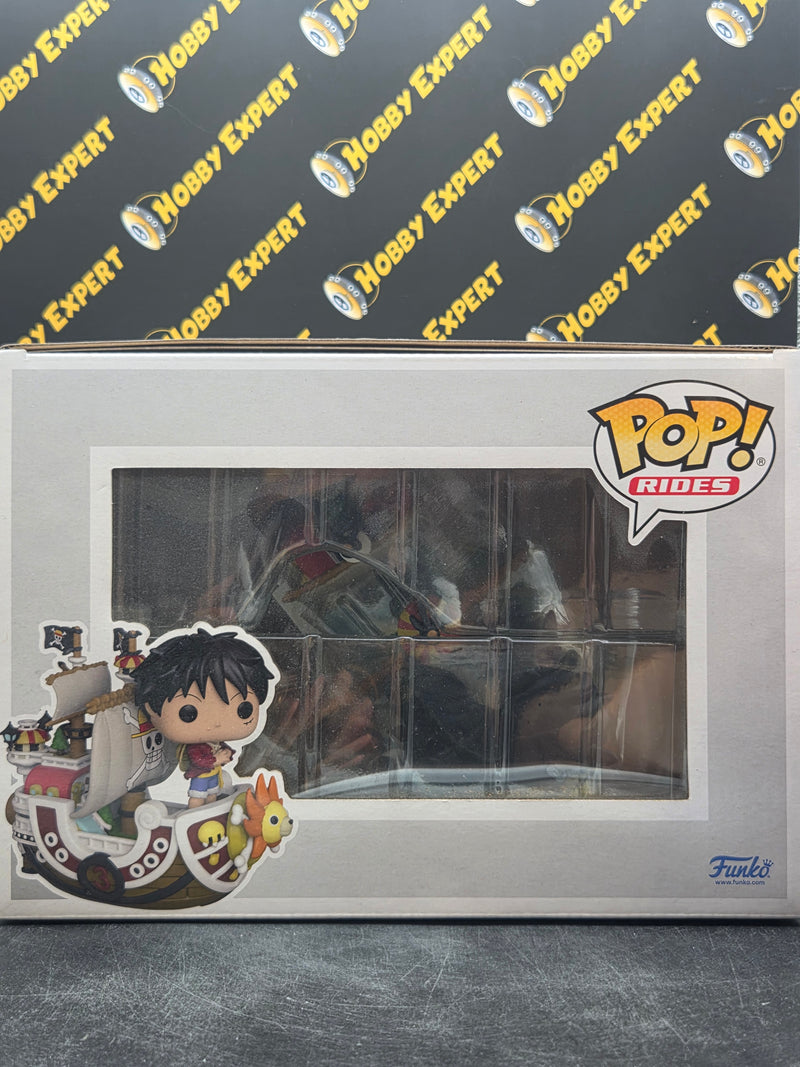 Luffy With Thousand Sunny